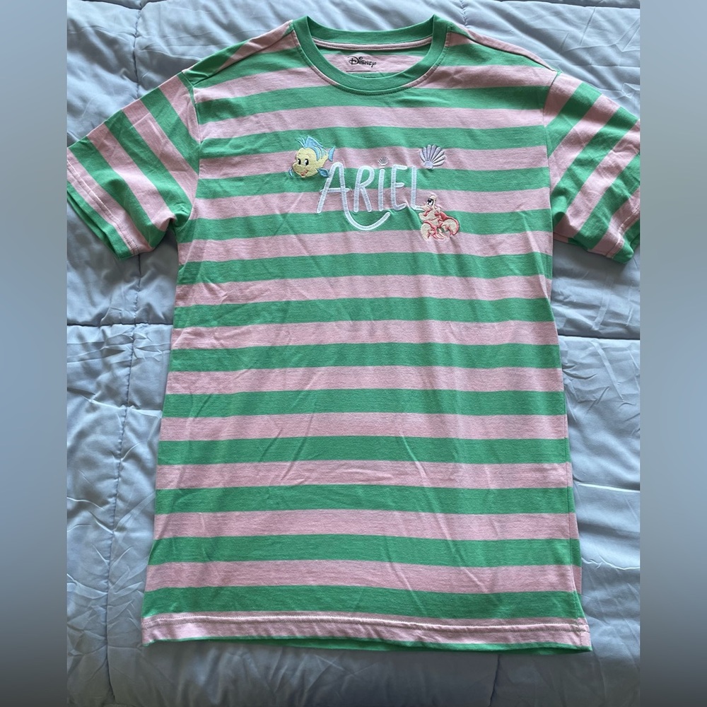New Little Mermaid Ariel Embroidered T-shirt xs